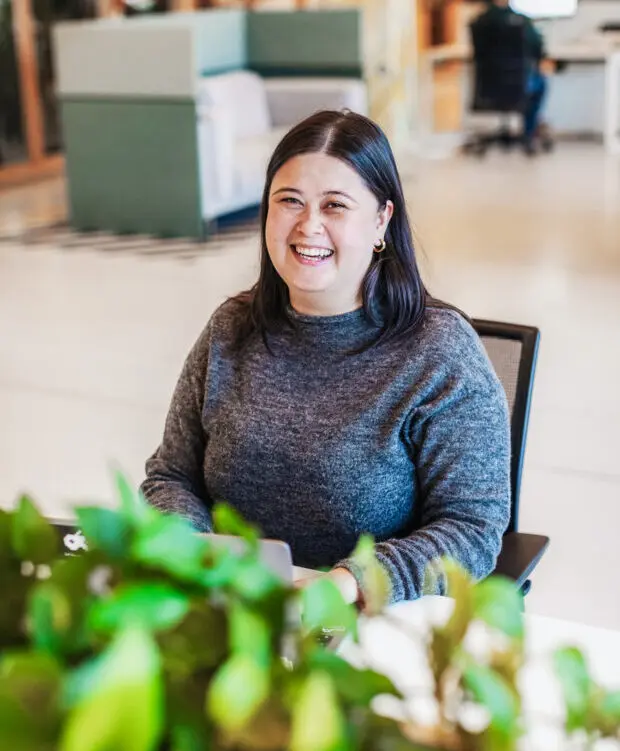 Medium sized portretfoto van Tanya van Hoeven